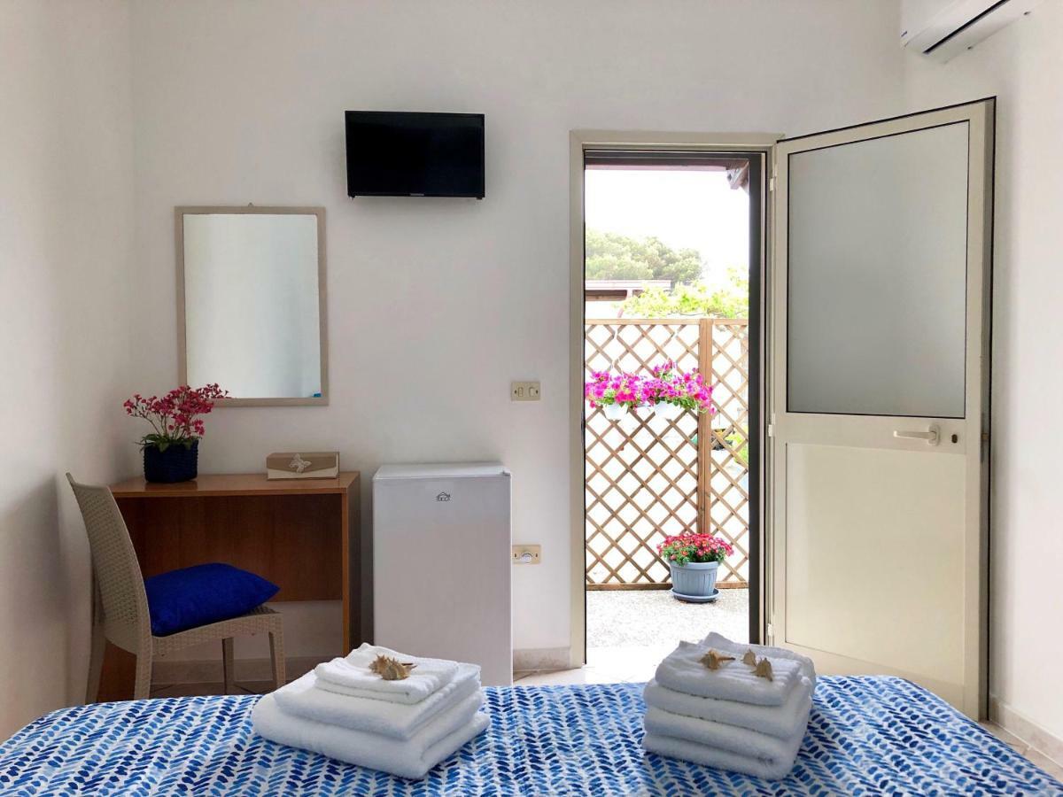 B&B Vento Del Mare San Pietro in Bevagna Ngoại thất bức ảnh